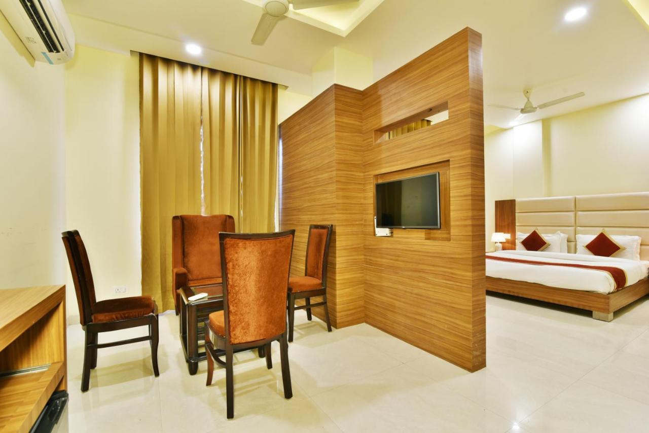 Capital O 8510 Welcome Inn Amritsar Exterior foto